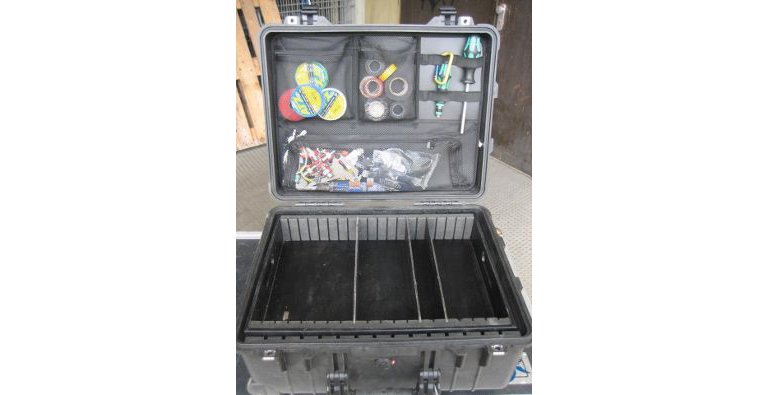 Peli Case Inlay mit Trennfächern und Werkzeugtasche
